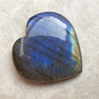 Labradorite cabochon heart 31x30 mm no 268