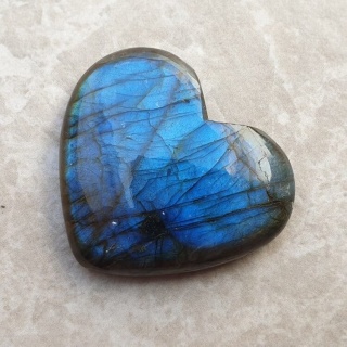 Labradorite cabochon heart 33x29 mm no 172