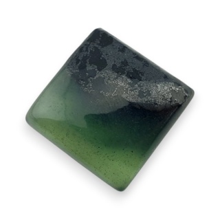 Nephrite cabochon 18x17 mm no 188