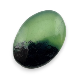 Nephrite cabochon 22x16 mm no 149