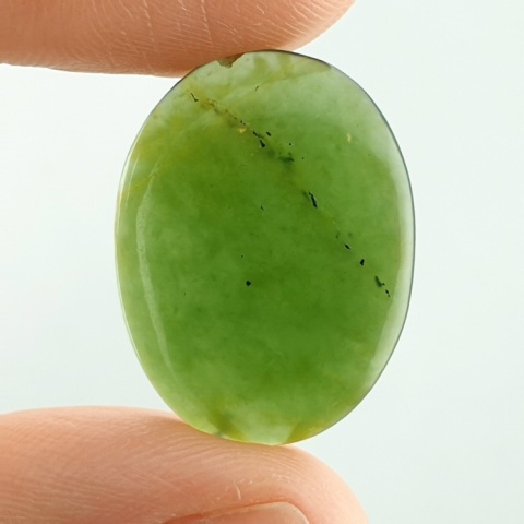 Nefryt kaboszon 23x18 mm nr 210