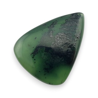 Nephrite cabochon 26x20 mm no 205
