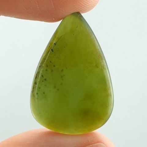 Nephrite cabochon 30x20 mm no 152