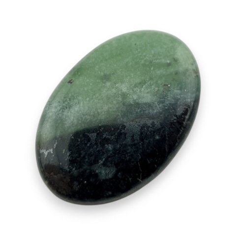 Nefryt kaboszon 31x21 mm nr 145