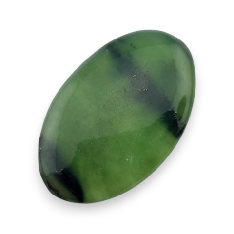 Nephrite cabochon 32x21 mm no 147