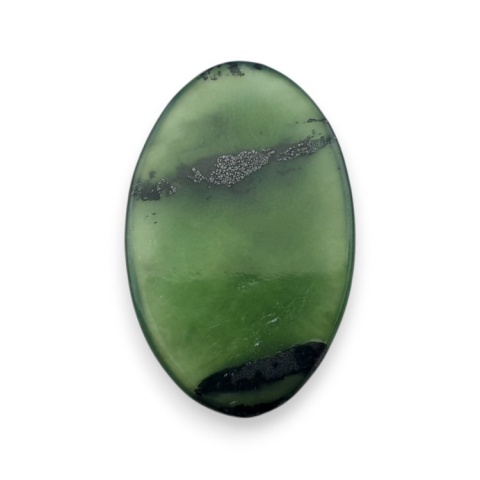 Nephrite cabochon 32x21 mm no 147