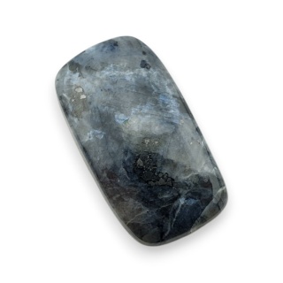 Larvikit kaboszon 29x16 mm nr 83