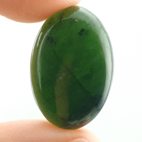 Nefryt kaboszon 15x15 mm nr 282