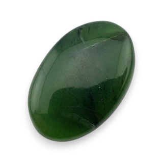 Nephrite cabochon 26x17 mm no 251