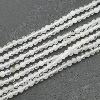 Kamień księżycowy kula fasetowana 2 mm sznur
