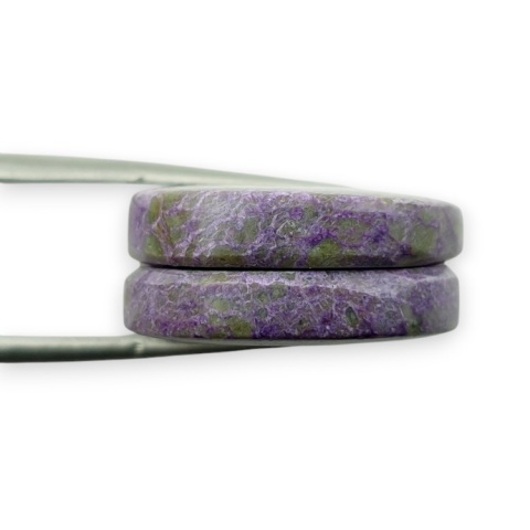 Stichtite pair of cabohones with holes fi 20x mm no R908