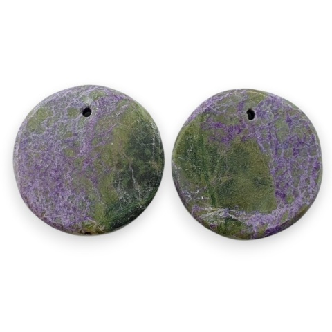 Stichtite pair of cabohones with holes fi 20x mm no R908