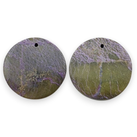 Stichtite pair of cabohones with holes fi 24x mm no R865