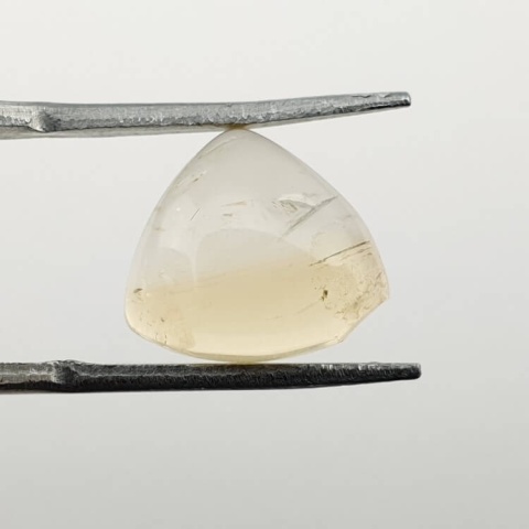 Citrine cabochon 12x11 mm no 392