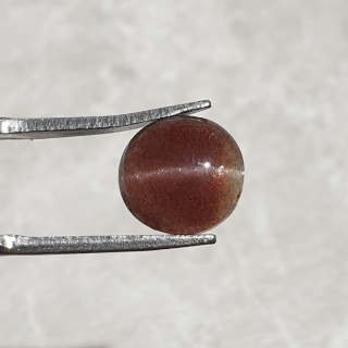 Skapolit kocie oko kaboszon 10x10 mm nr 251