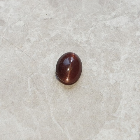 Scapolite cat's eye cabochon 10x8 mm no 150