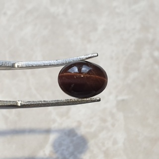 Skapolit kocie oko kaboszon 10x8 mm nr 154