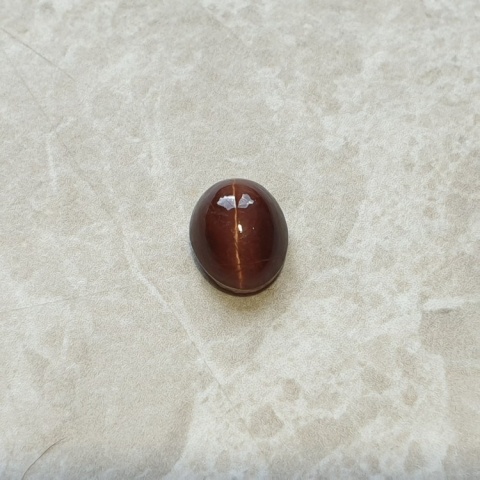 Skapolit kocie oko kaboszon 10x8 mm nr 166