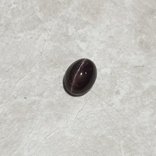 Skapolit kocie oko kaboszon 10x8 mm nr 193