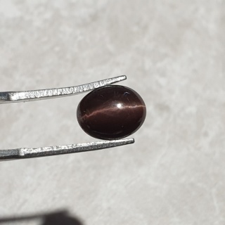 Skapolit kocie oko kaboszon 10x8 mm nr 205