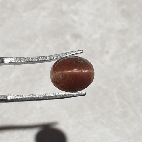 Skapolit kocie oko kaboszon 10x8 mm nr 229