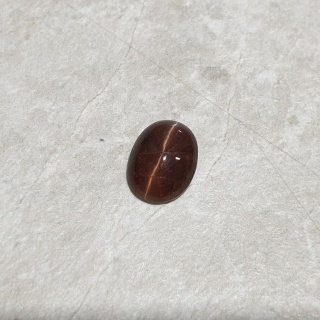 Skapolit kocie oko kaboszon 10x8 mm nr 232