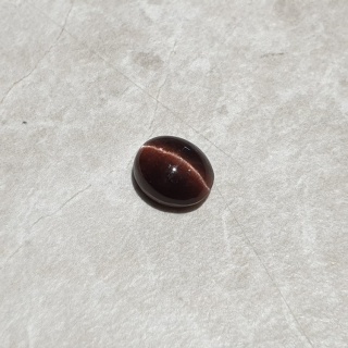 Skapolit kocie oko kaboszon 10x8 mm nr 246