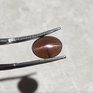 Skapolit kocie oko kaboszon 10x8 mm nr 276