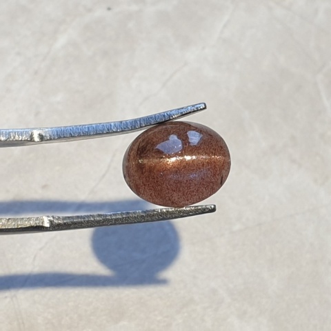 Scapolite cat's eye cabochon 10x8 mm no 40