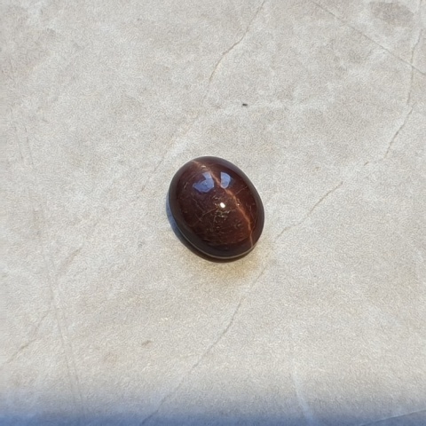 Skapolit kocie oko kaboszon 10x8 mm nr 42