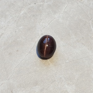 Skapolit kocie oko kaboszon 10x8 mm nr 47