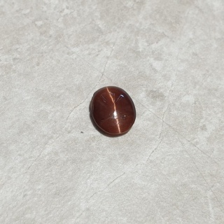 Skapolit kocie oko kaboszon 10x9 mm nr 197