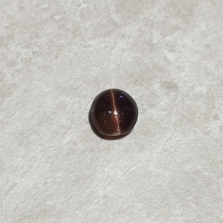 Skapolit kocie oko kaboszon 10x9 mm nr 200