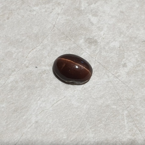 Skapolit kocie oko kaboszon 11x8 mm nr 234