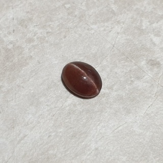 Skapolit kocie oko kaboszon 11x8 mm nr 248