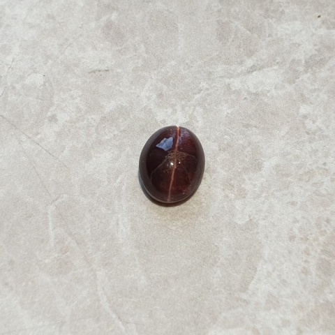 Scapolite cat's eye cabochon 11x9 mm no 133