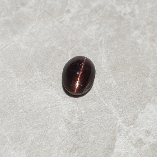 Skapolit kocie oko kaboszon 11x9 mm nr 172