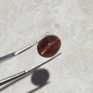 Skapolit kocie oko kaboszon 11x9 mm nr 186