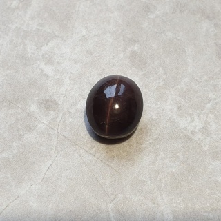 Skapolit kocie oko kaboszon 12x10 mm nr 108