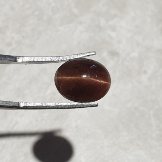 Skapolit kocie oko kaboszon 12x10 mm nr 217