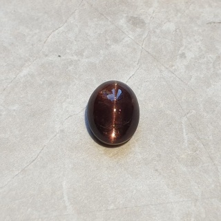 Skapolit kocie oko kaboszon 12x10 mm nr 81