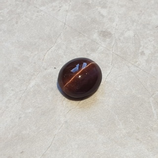Skapolit kocie oko kaboszon 12x11 mm nr 76