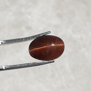 Skapolit kocie oko kaboszon 12x8 mm nr 249