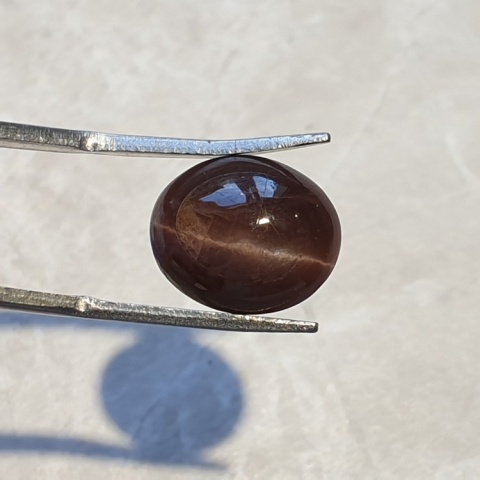 Skapolit kocie oko kaboszon 13x11 mm nr 43