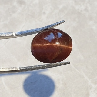 Skapolit kocie oko kaboszon 13x11 mm nr 80
