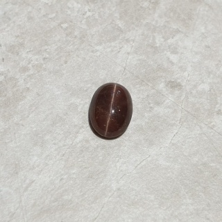 Skapolit kocie oko kaboszon 13x9 mm nr 211