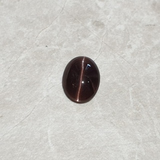 Skapolit kocie oko kaboszon 14x10 mm nr 179