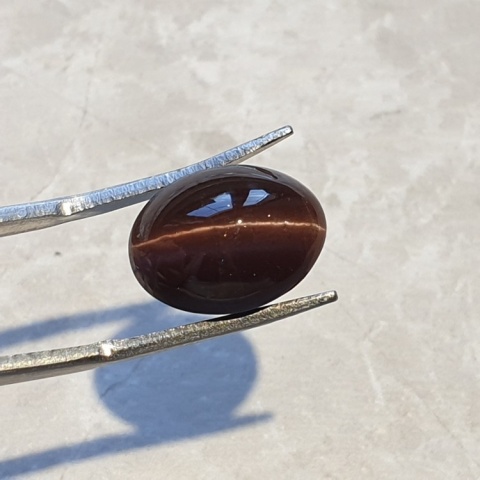 Skapolit kocie oko kaboszon 14x10 mm nr 35