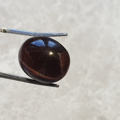 Skapolit kocie oko kaboszon 14x11 mm nr 34