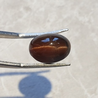 Skapolit kocie oko kaboszon 14x14 mm nr 78